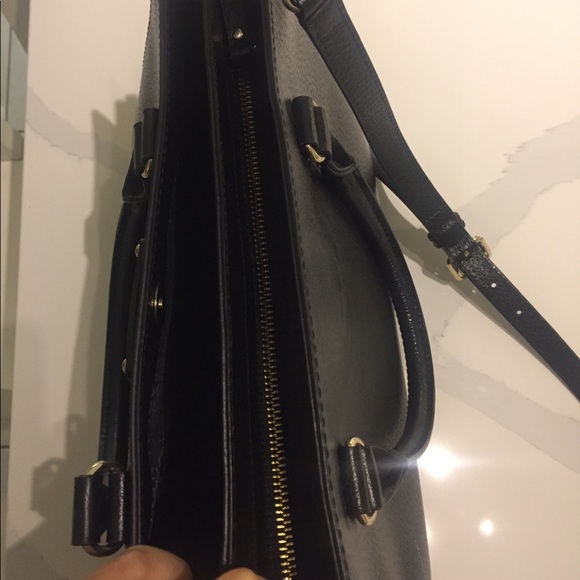 Purse - Picture 2 of 3